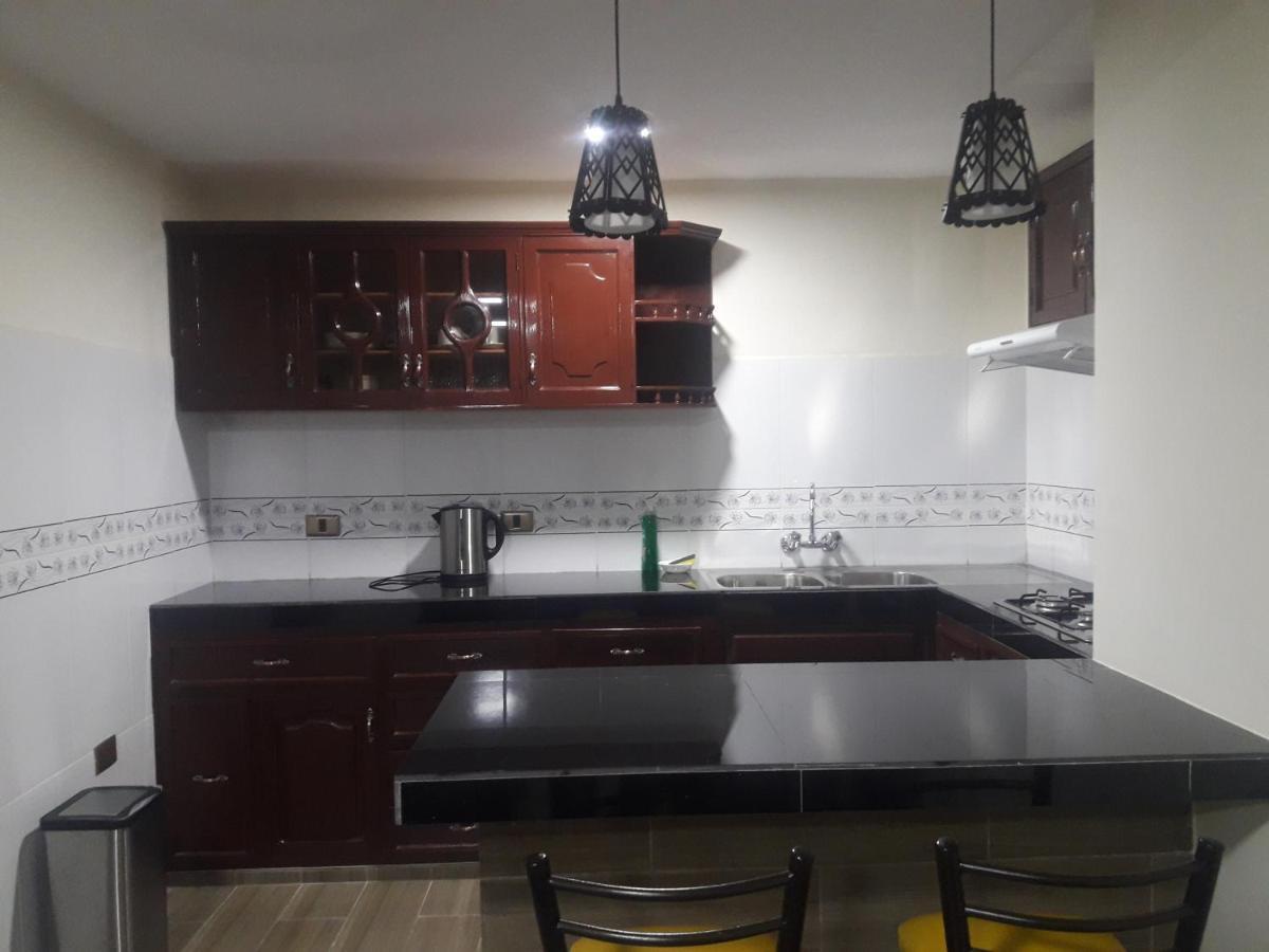 Hostal Jerian Уюни Екстериор снимка