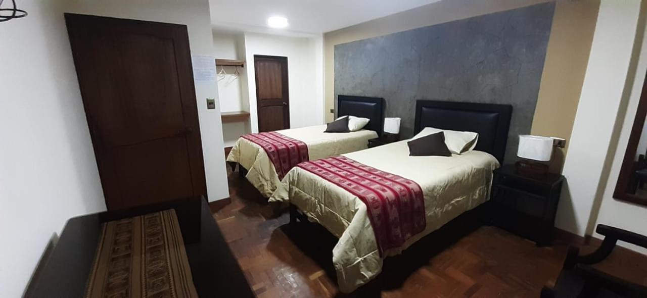 Hostal Jerian Уюни Екстериор снимка