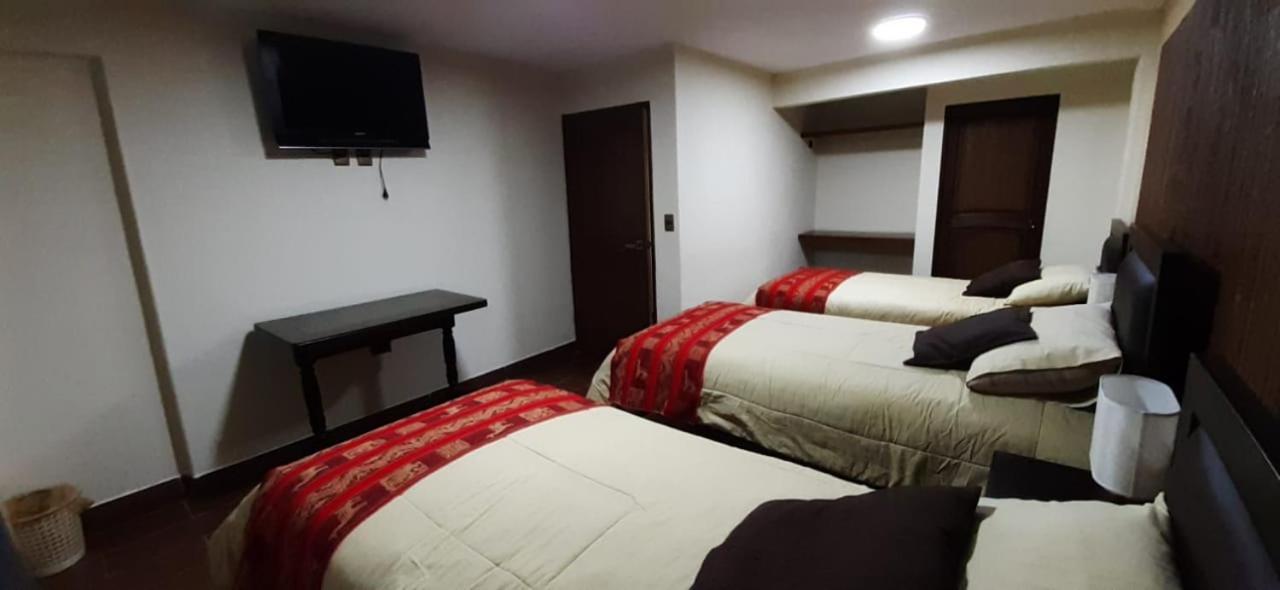 Hostal Jerian Уюни Екстериор снимка