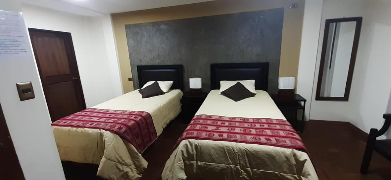 Hostal Jerian Уюни Екстериор снимка