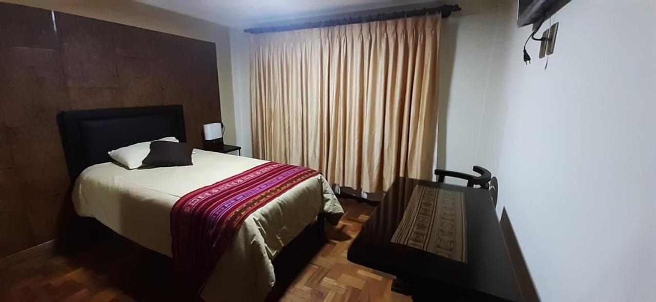 Hostal Jerian Уюни Екстериор снимка