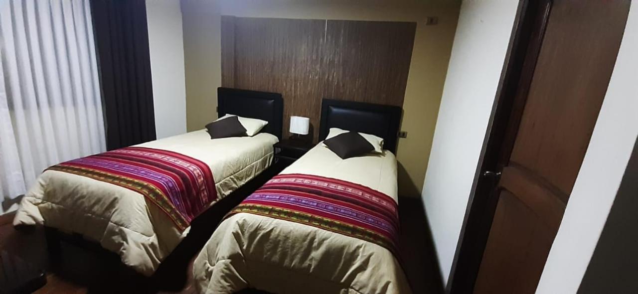 Hostal Jerian Уюни Екстериор снимка