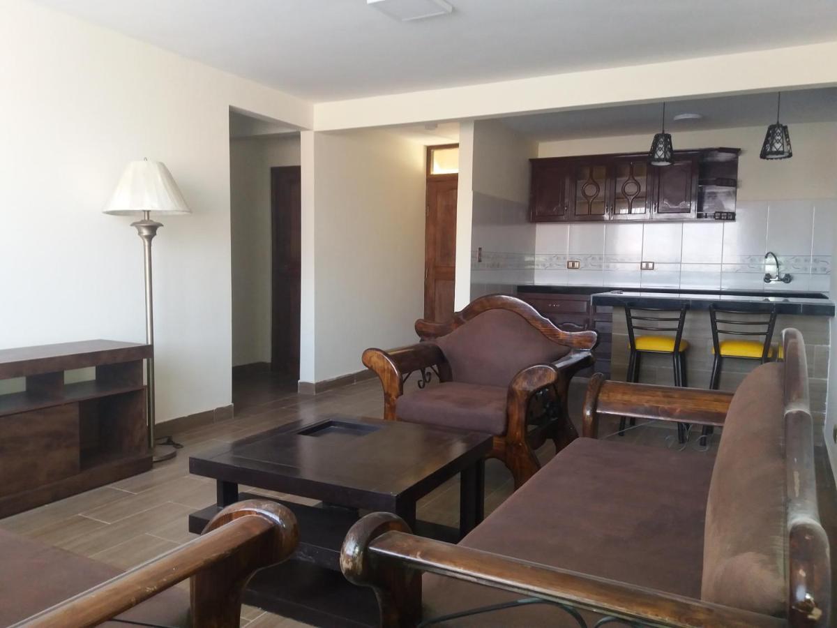 Hostal Jerian Уюни Екстериор снимка